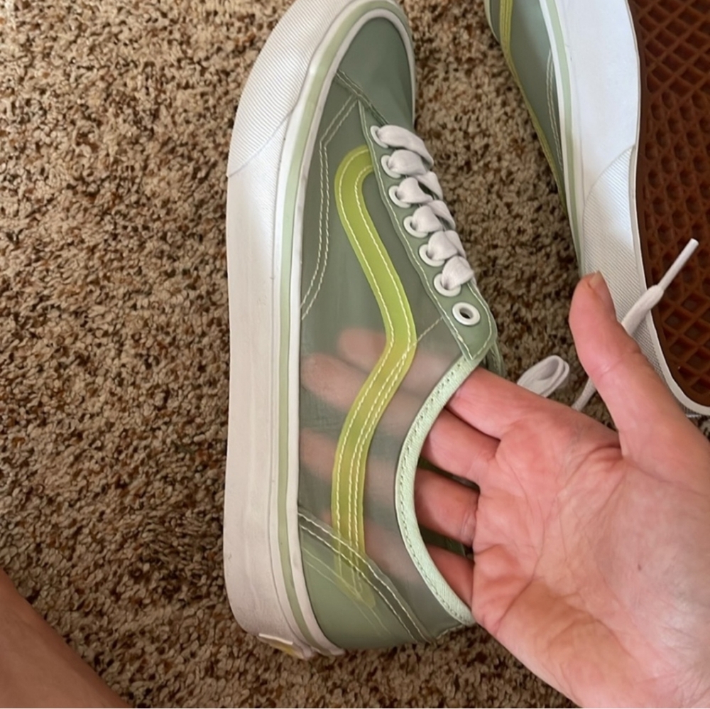 NWOT vans sneakers